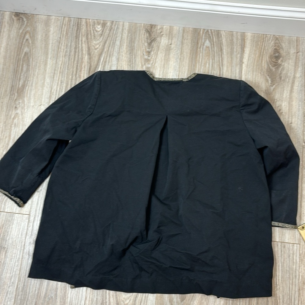 Misook   black blazer jacket  and beige trim open front blazer size medium - Picture 6 of 6